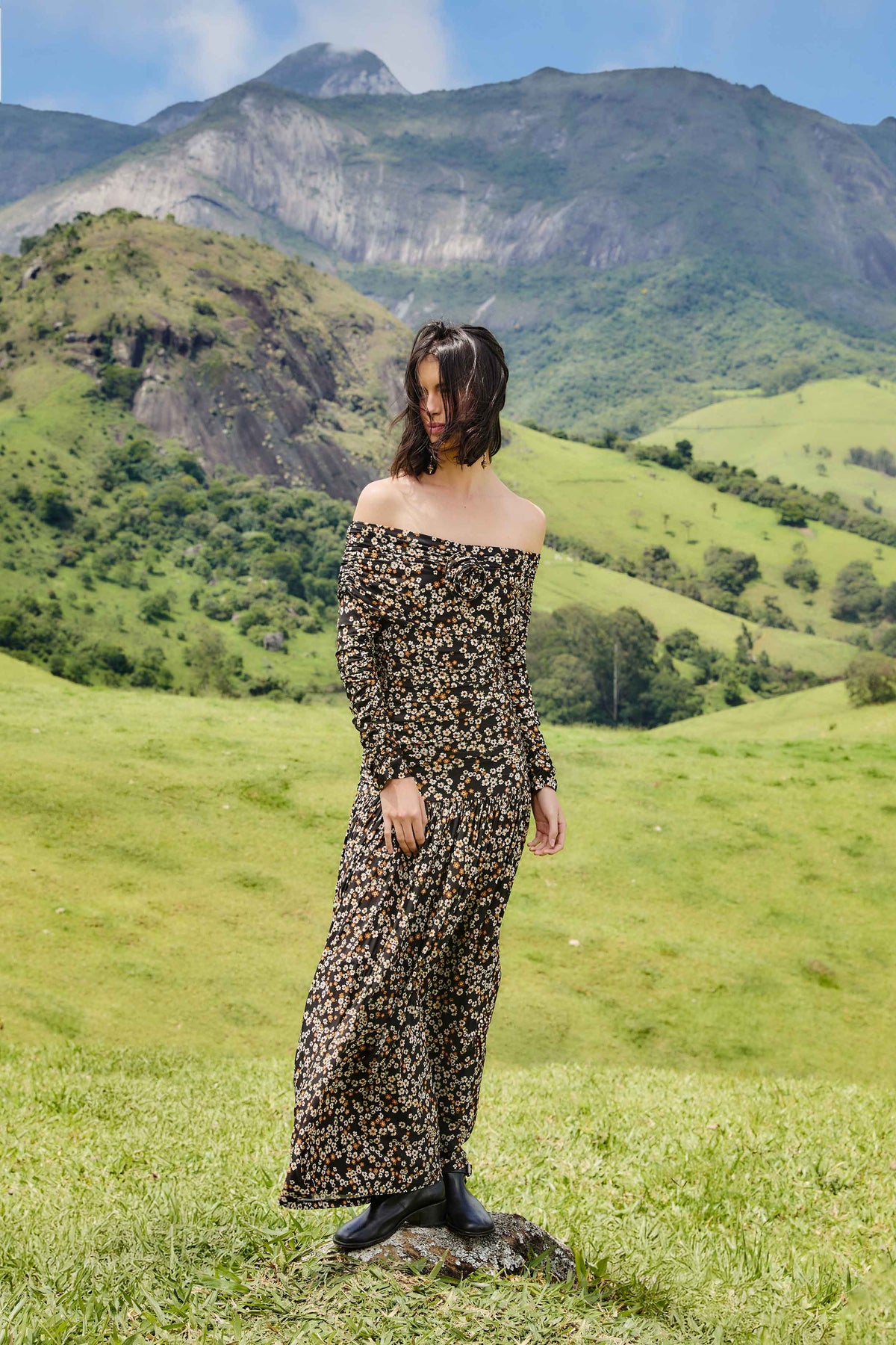 Black Tiny Flowers Long Sleeve Maxi Dress