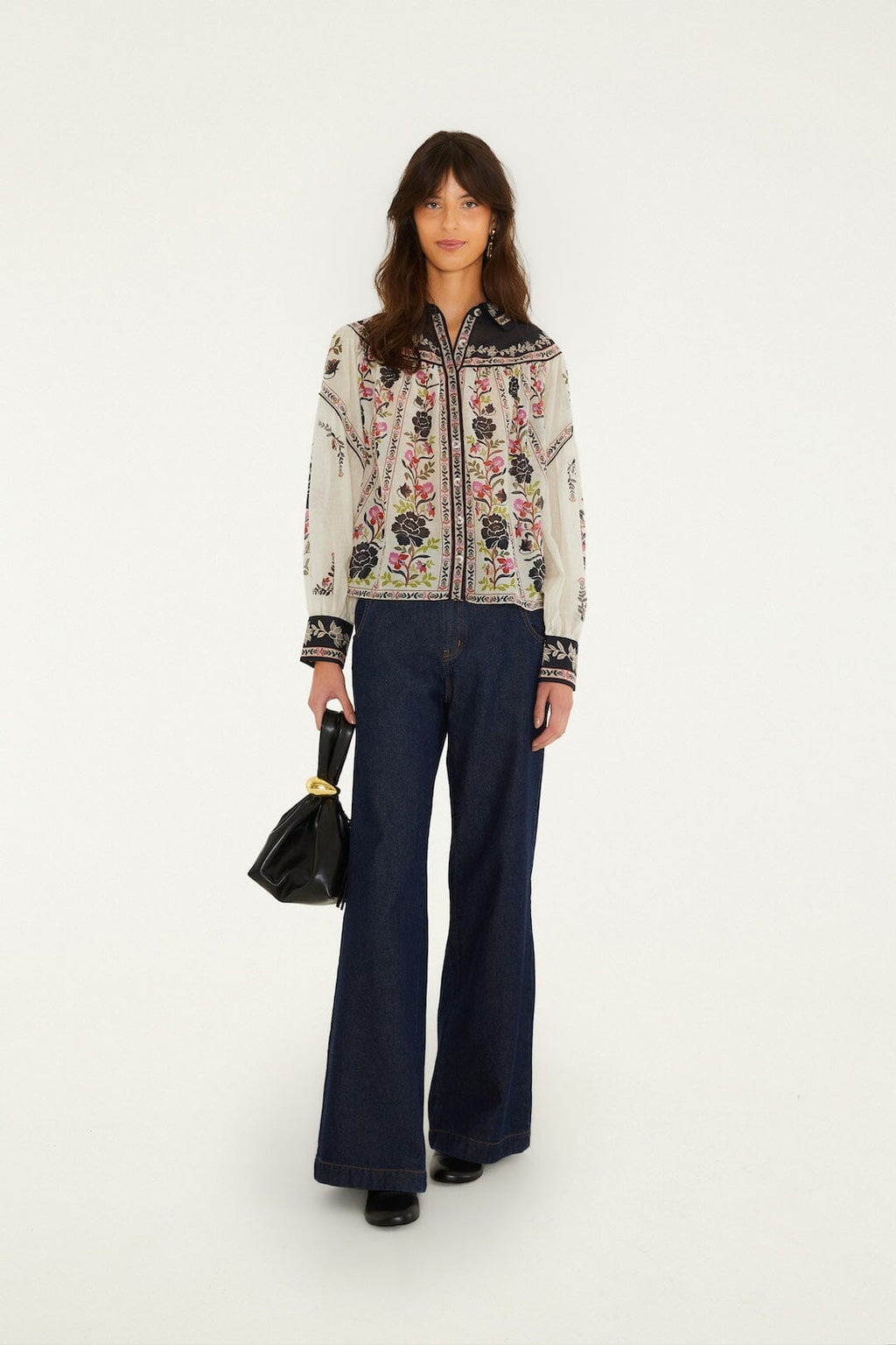 Delicate Floral Collared Buttoned Blouse