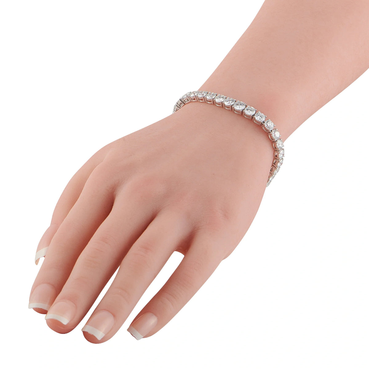LB Exclusive Platinum 15.79ct Diamond Tennis Bracelet MF02-081326