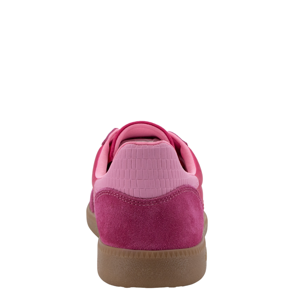 GHOST C26 in FUXIA Sneakers