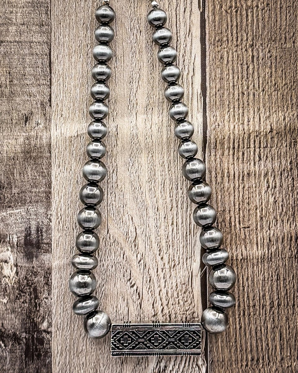 Hawthorn Beaded Fashion Bar Necklace