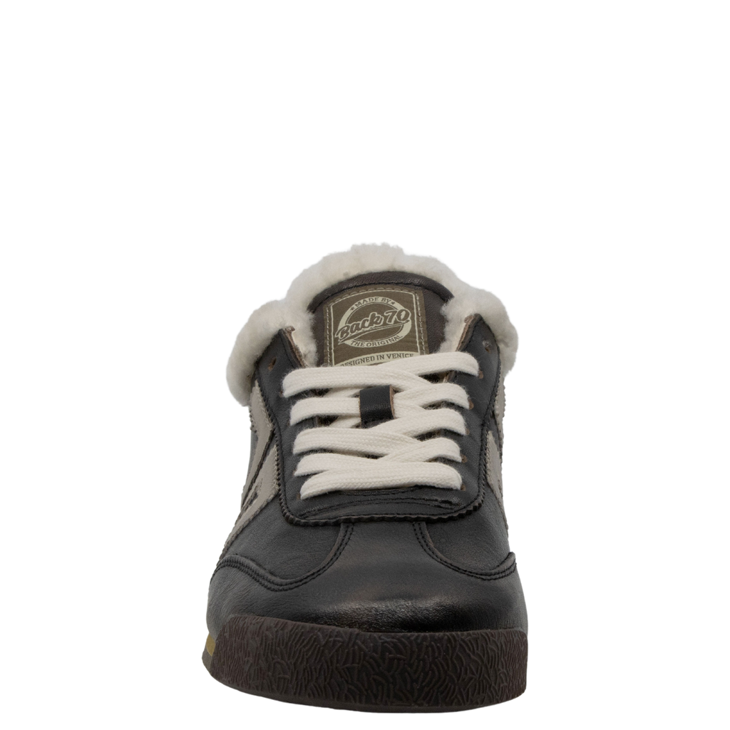LEON W26 in TAUPE BUTTER Sneakers