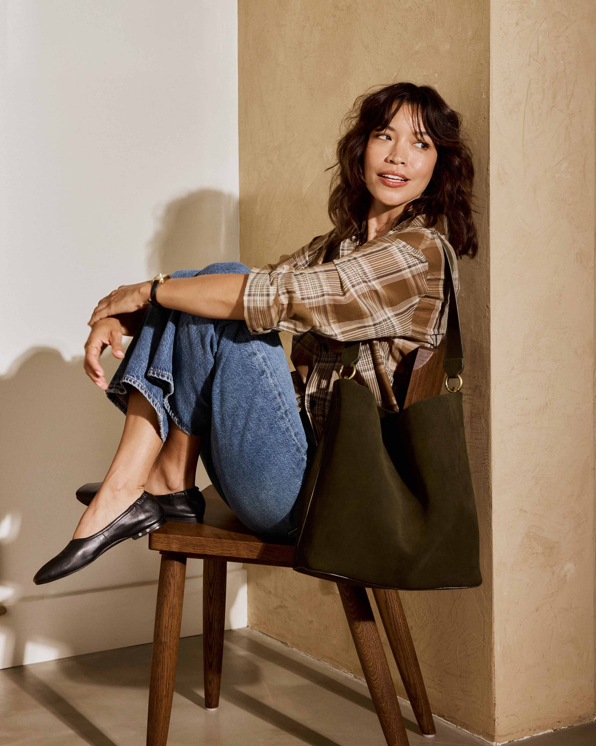 SABINE BUCKET BAG - Olive