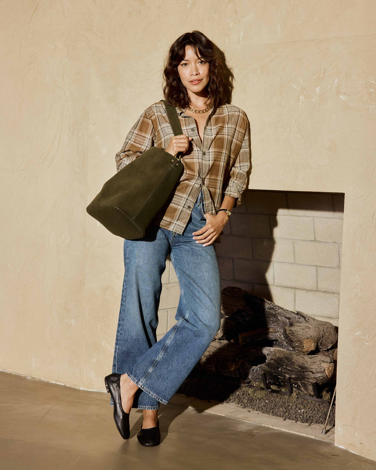 SABINE BUCKET BAG - Olive