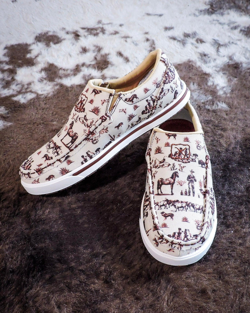 Twisted X Slip-On Kicks - Maroon & Ivory