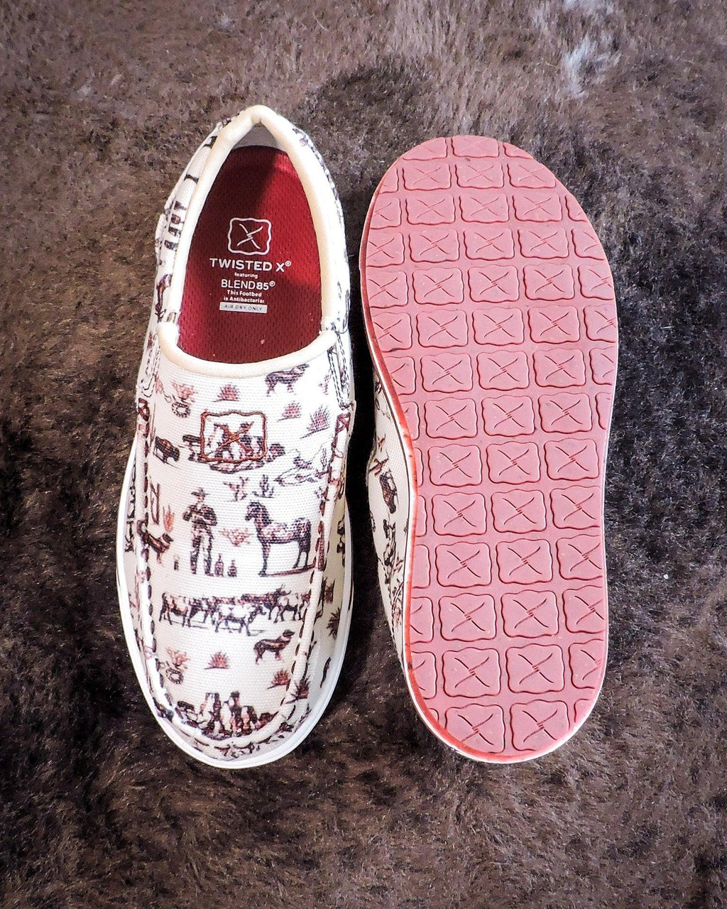 Twisted X Slip-On Kicks - Maroon & Ivory
