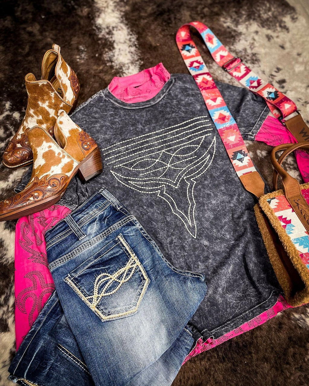 Western Boot Stitch Graphic Tee - Black