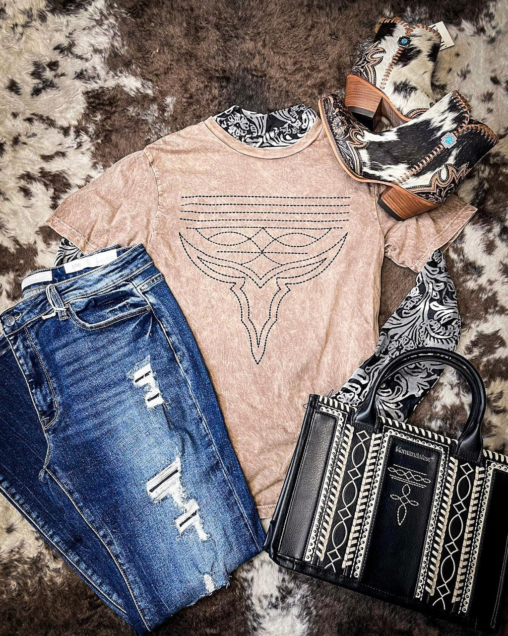 Western Boot Stitch Graphic Tee - Mocha