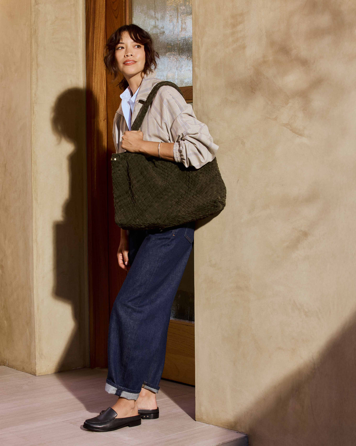 WILLET WOVEN SHOULDER BAG - Olive