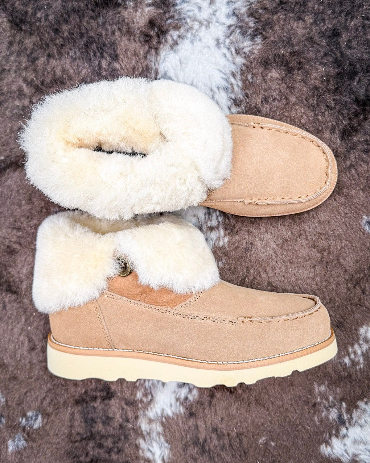 Wrangler Folding Wedge Bootie - Moc Toe