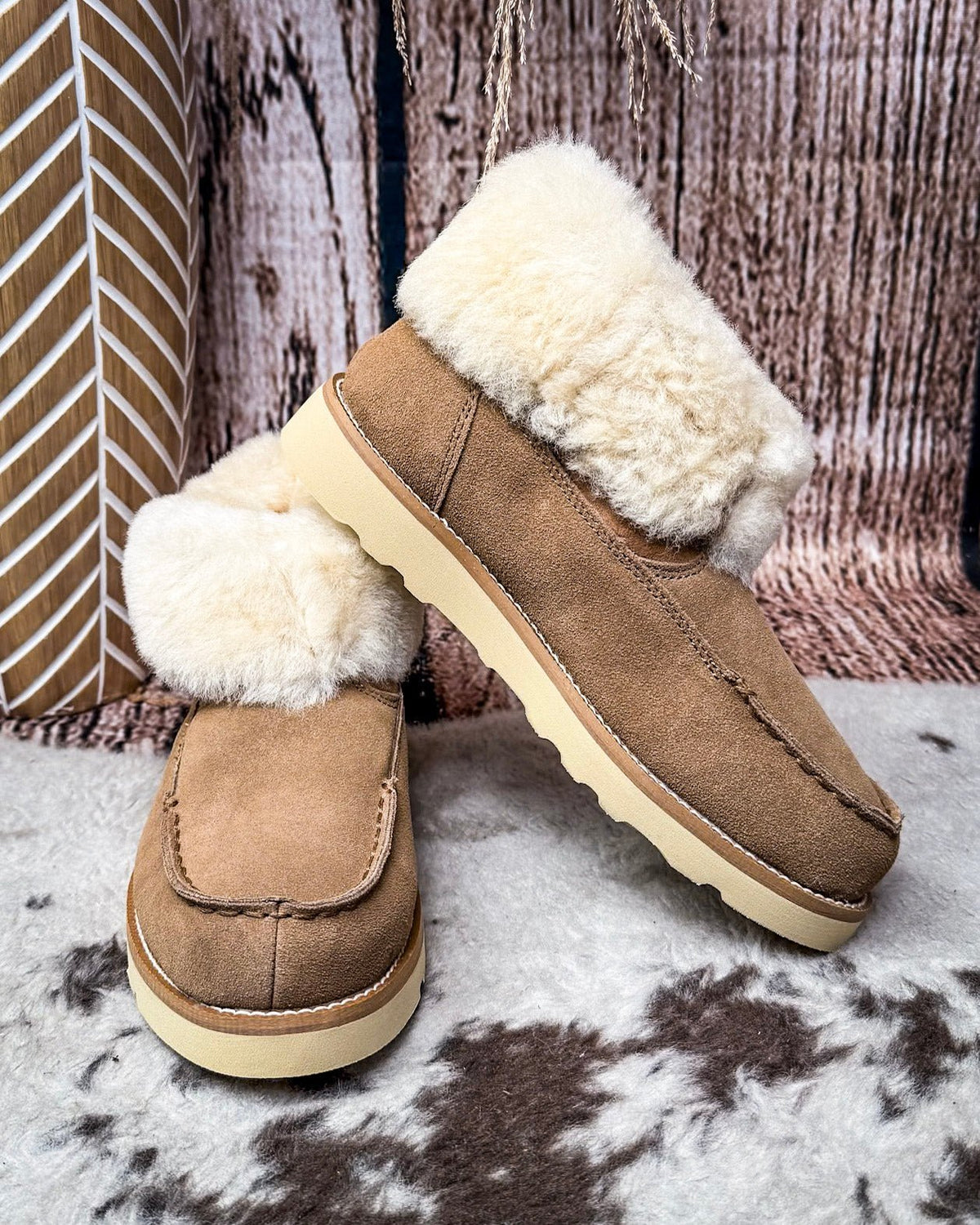 Wrangler Folding Wedge Bootie - Moc Toe
