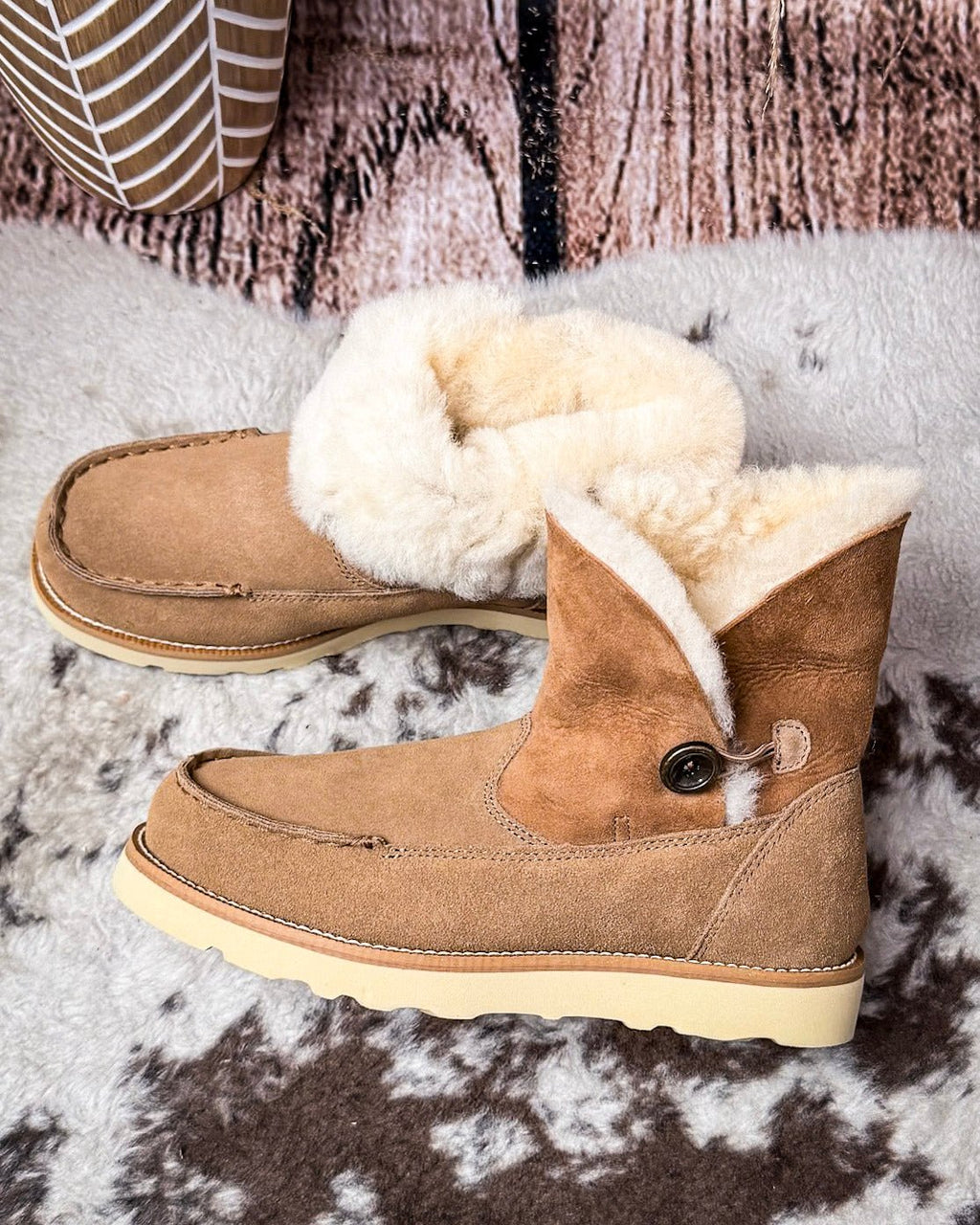 Wrangler Folding Wedge Bootie - Moc Toe