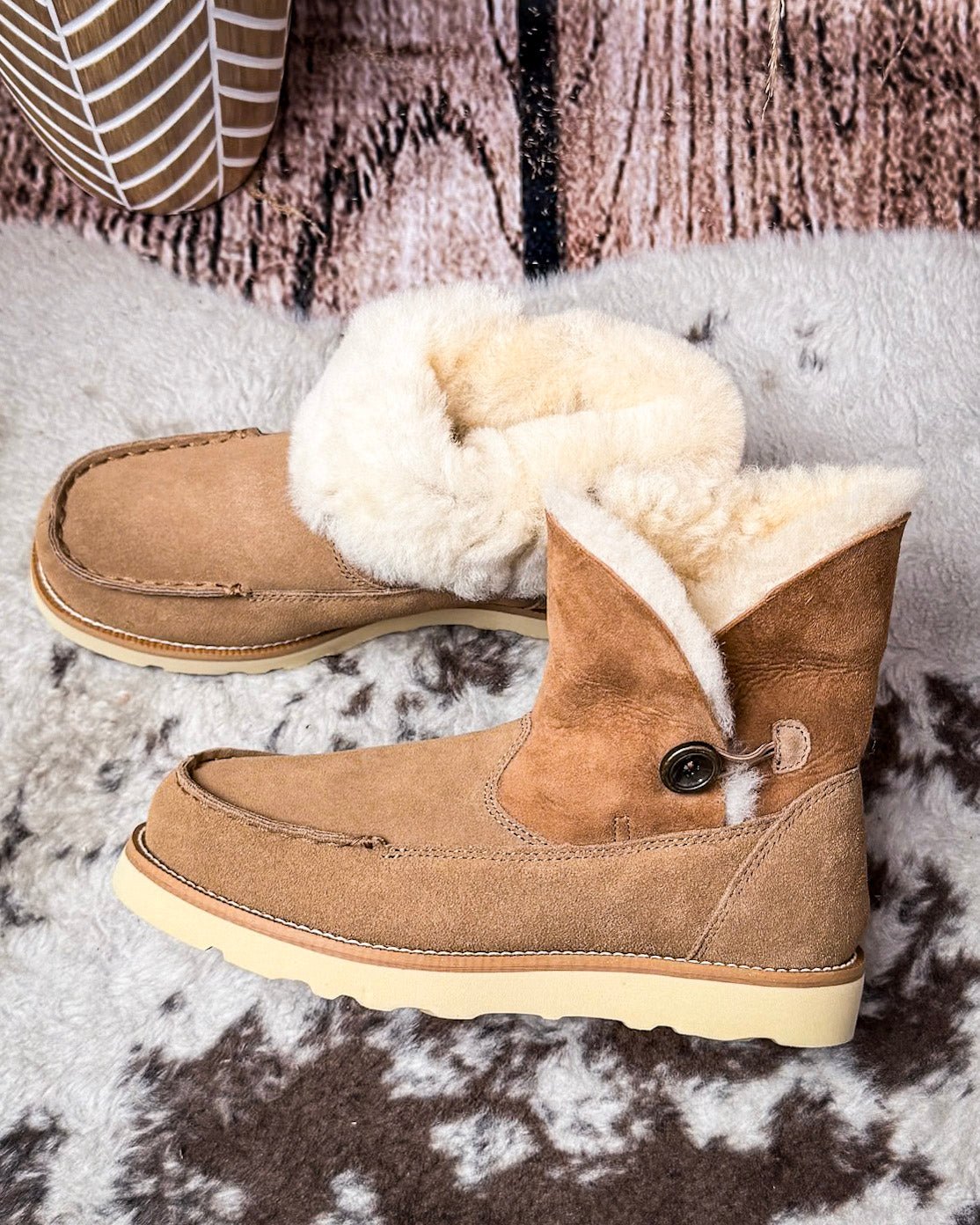 Wrangler Folding Wedge Bootie - Moc Toe