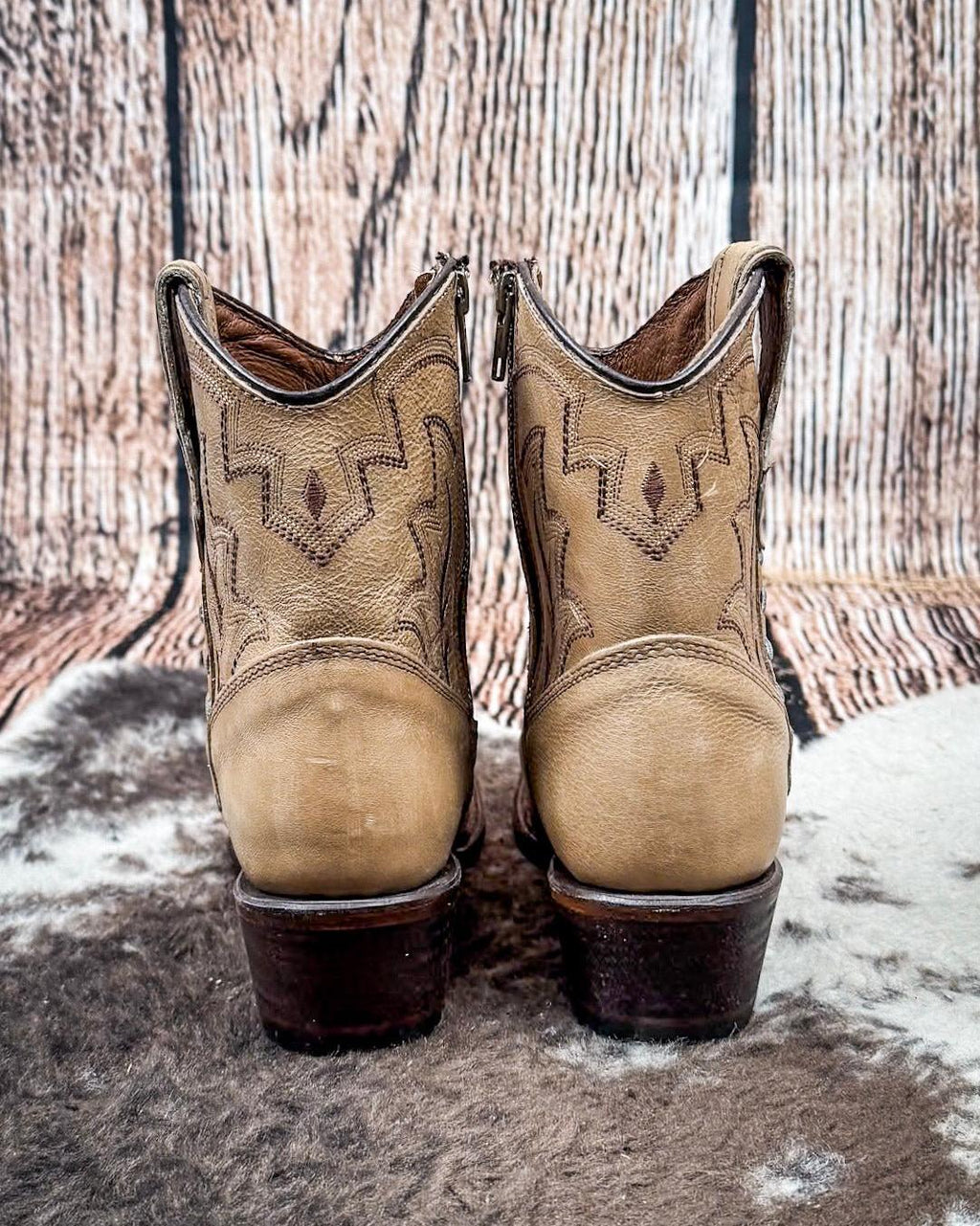 Wylder Rose Circle G Boot