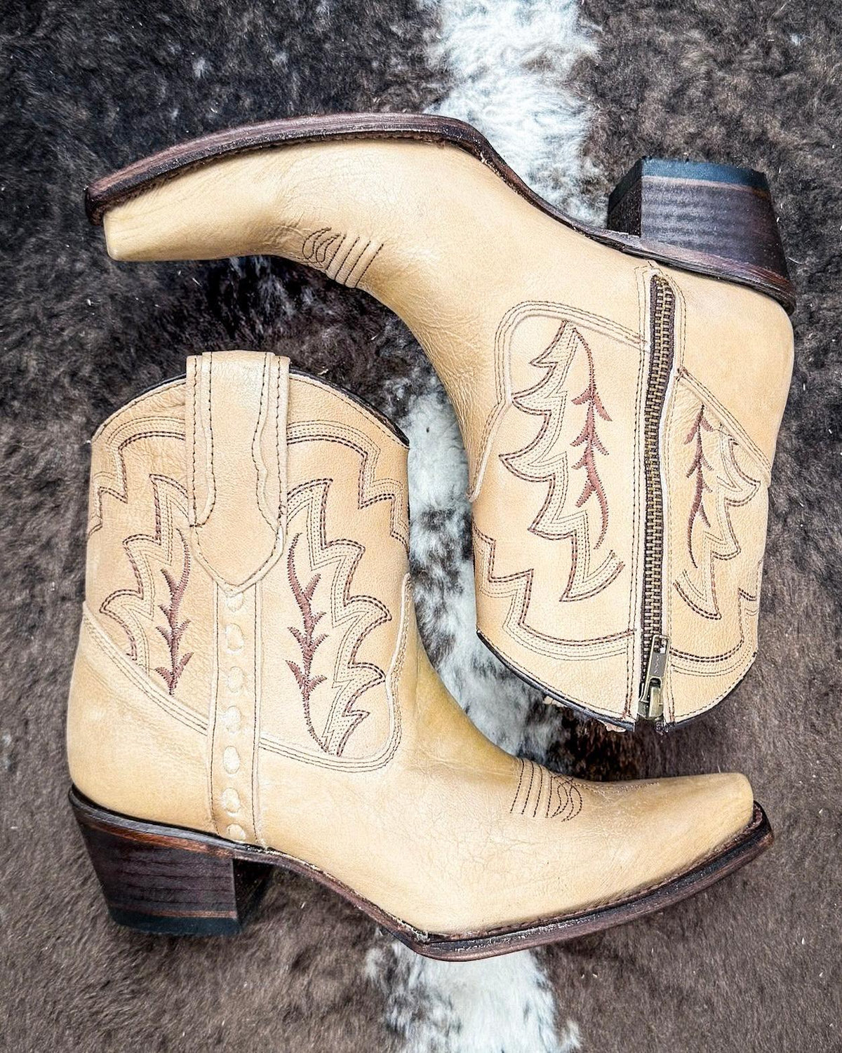 Wylder Rose Circle G Boot