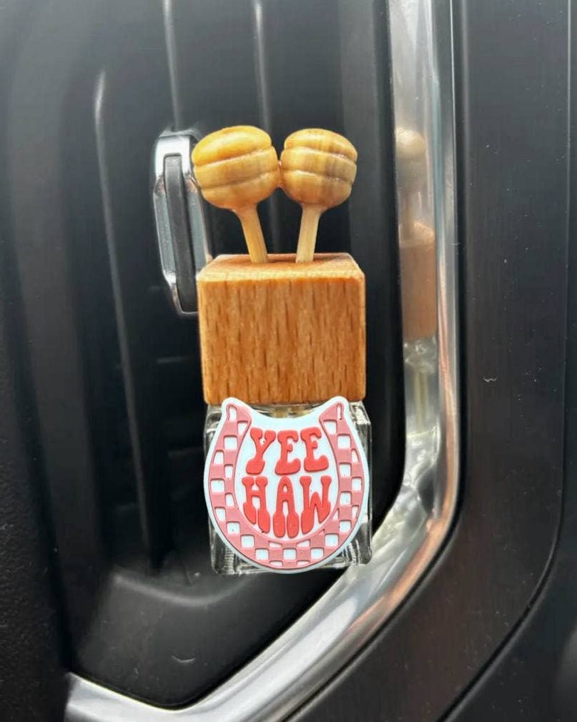 Yee Haw Vent Clip Car Diffuser in Red Bandana